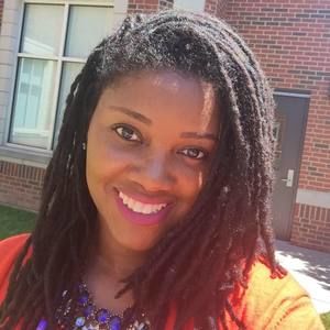 Meet your Posher, Monica